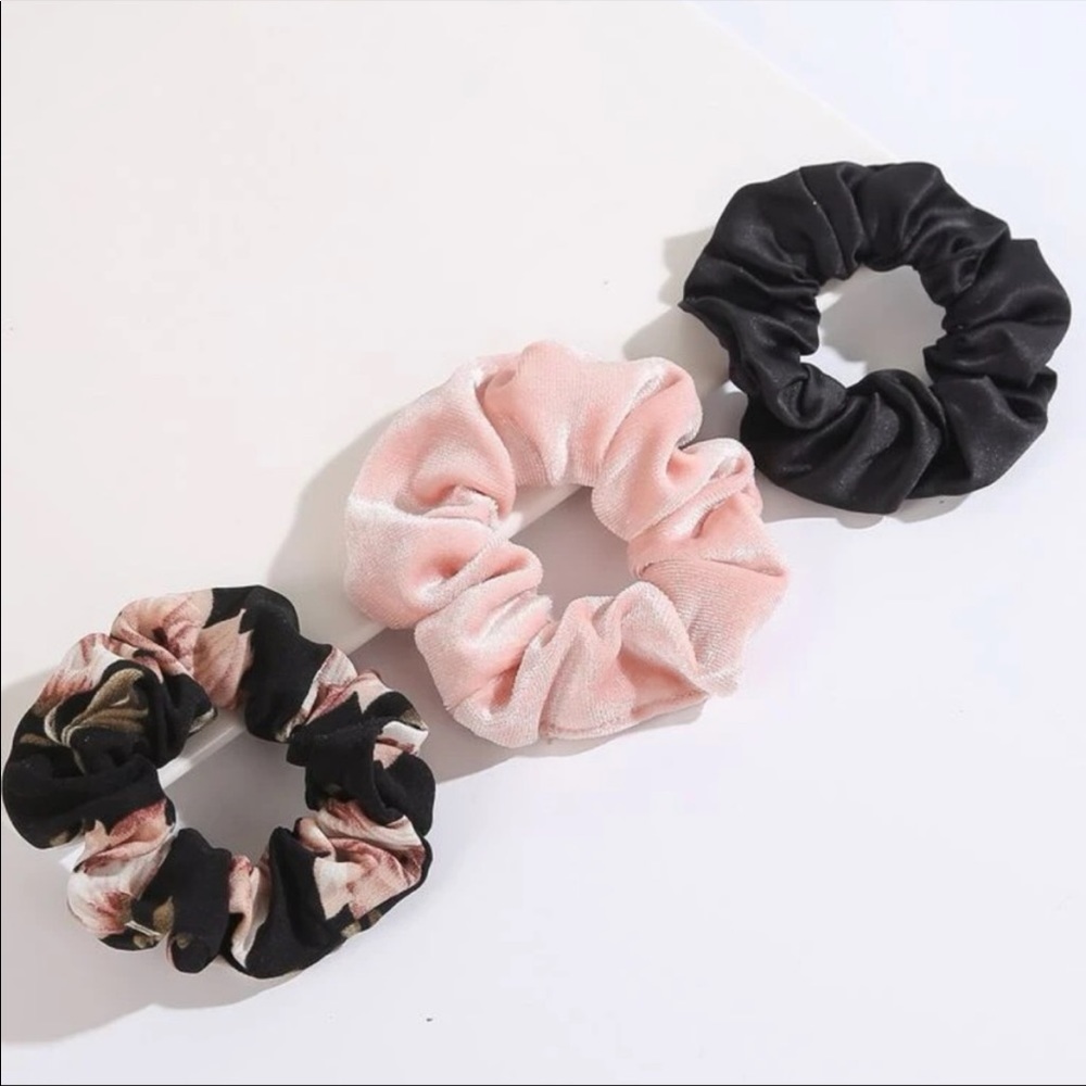 ☀️ Scrunchie Set 3 Pack